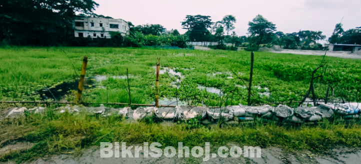 বিনিয়োগের জন্য দারুণ সুযোগ,  কম দামে জমি কিনুন।